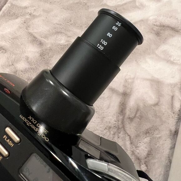 Olympus Black 3500 DLX Camera - Picture 5 of 10